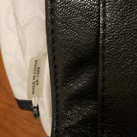 Michael Kors Hamilton Tote Bag Black Leather - Picture 6 of 7